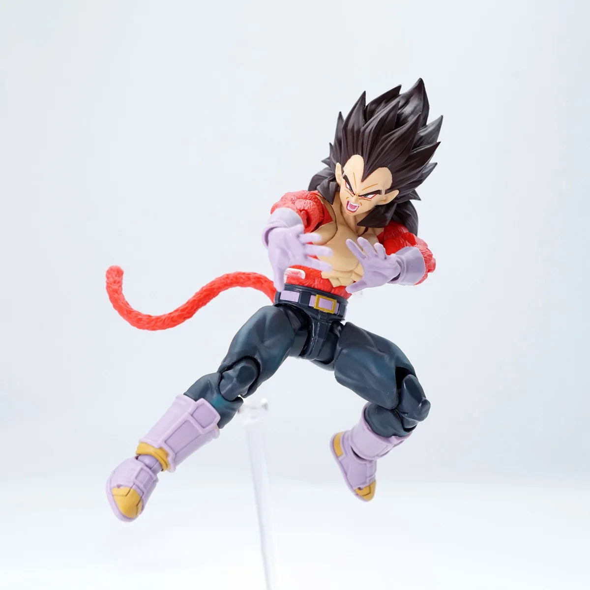 Bandai Genuine Dragon Ball GT Model Kit S.H.Figuarts Super Saiyan 4 Vegeta Action Figure Joints Movable Collection Model Toys