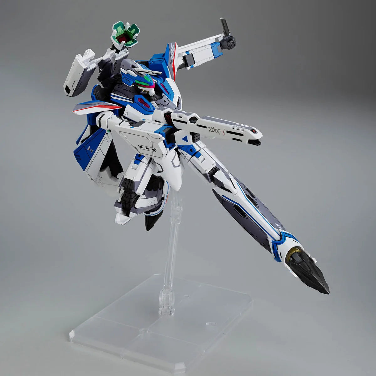 Bandai Genuine Macross Model Kit HG 1/100 VF-31J Siegfried Hayate Immelmann Use Acrion Figure Assembly Model for Boys Toys Gifts