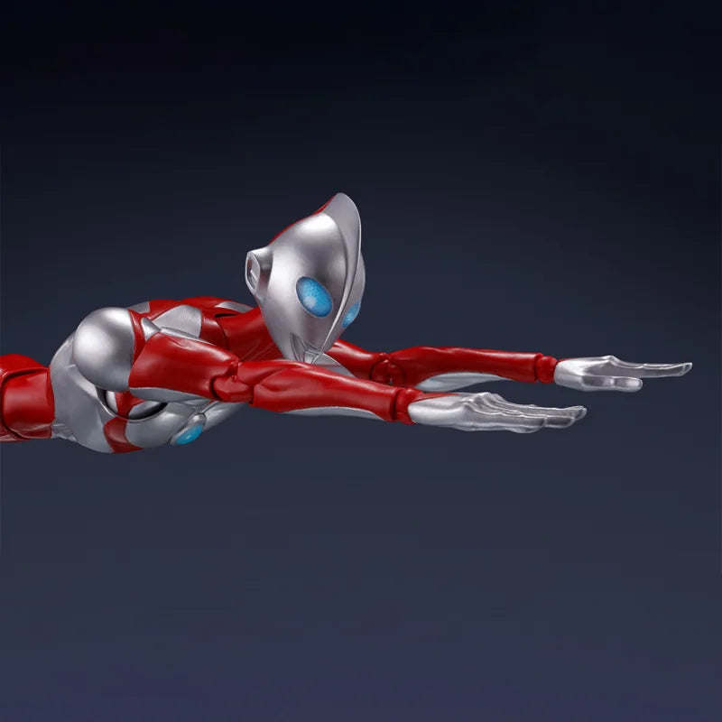 Bandai Genuine Ultraman: Rising Model Kit Anime Figures SHF Ultraman & Emi Action Figure Collection Model Children's Toys Gifts