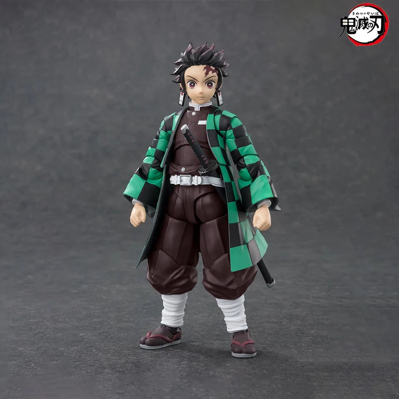 Bandai Genuine Demon Slayer Model Kit Anime Figures SHF Kamado Tanjirou Action Figure Collection Model for Children's Toys Gifts