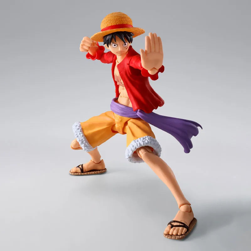 Bandai Genuine One Piece Model Kit Anime Figures SHF Monkey D Luffy The Raid on Onigashima Action Figure Collection Model Toys