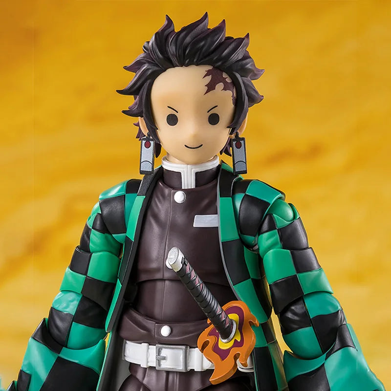 Bandai Genuine Demon Slayer Model Kit Anime Figures SHF Zenitsu Agatsuma Action Figure Joints Movable Model for Boys Toys Gifts